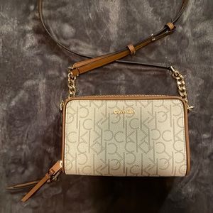 Calvin Klein beige, tan, & gold crossbody